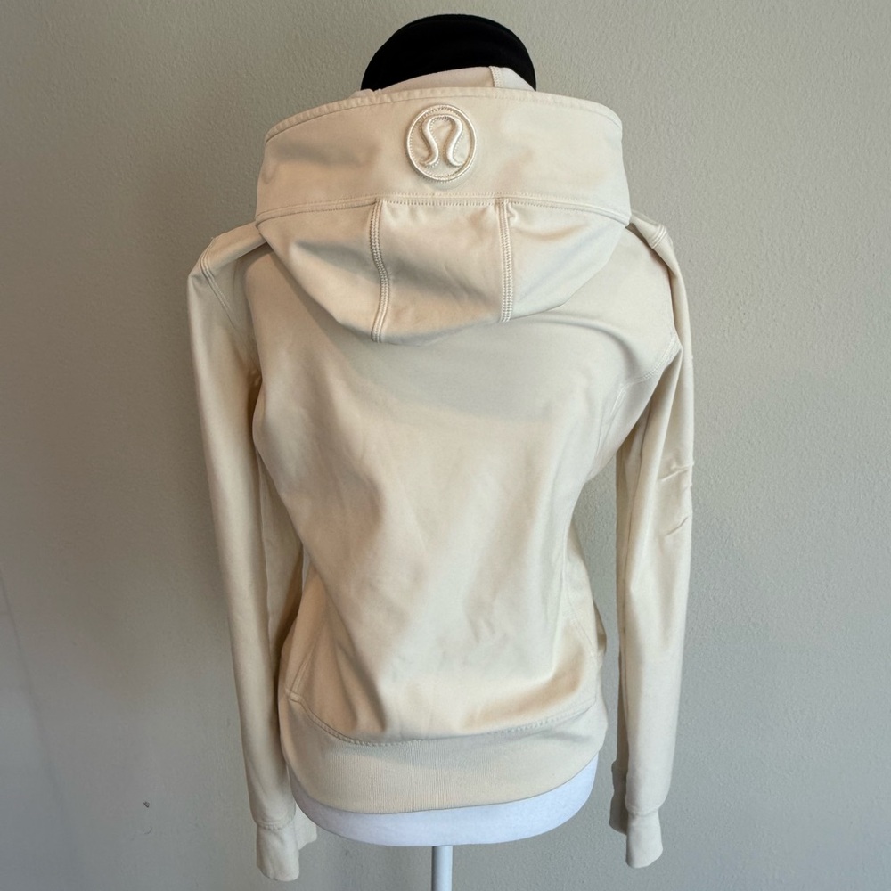 Lululemon Jacket - Picture 12 of 16